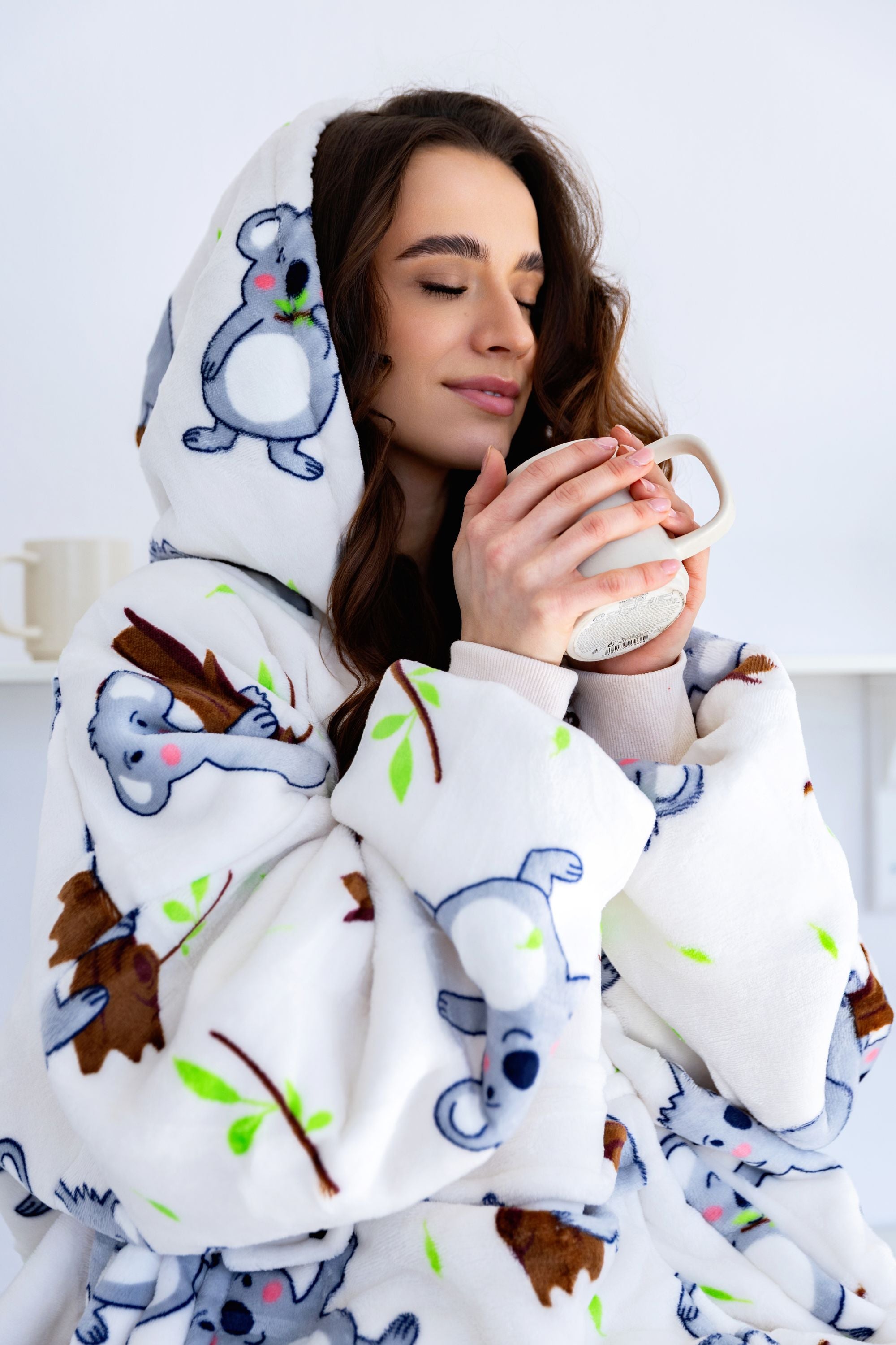 Why a Hoodie Blanket Is the Perfect Christmas Gift in 2025 – Warm, Practical, and Loved by Everyone