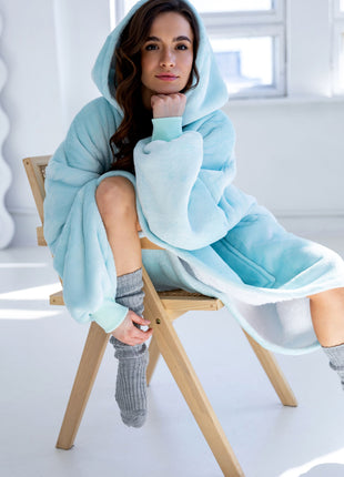 Mintfarbene Hoodie Decke